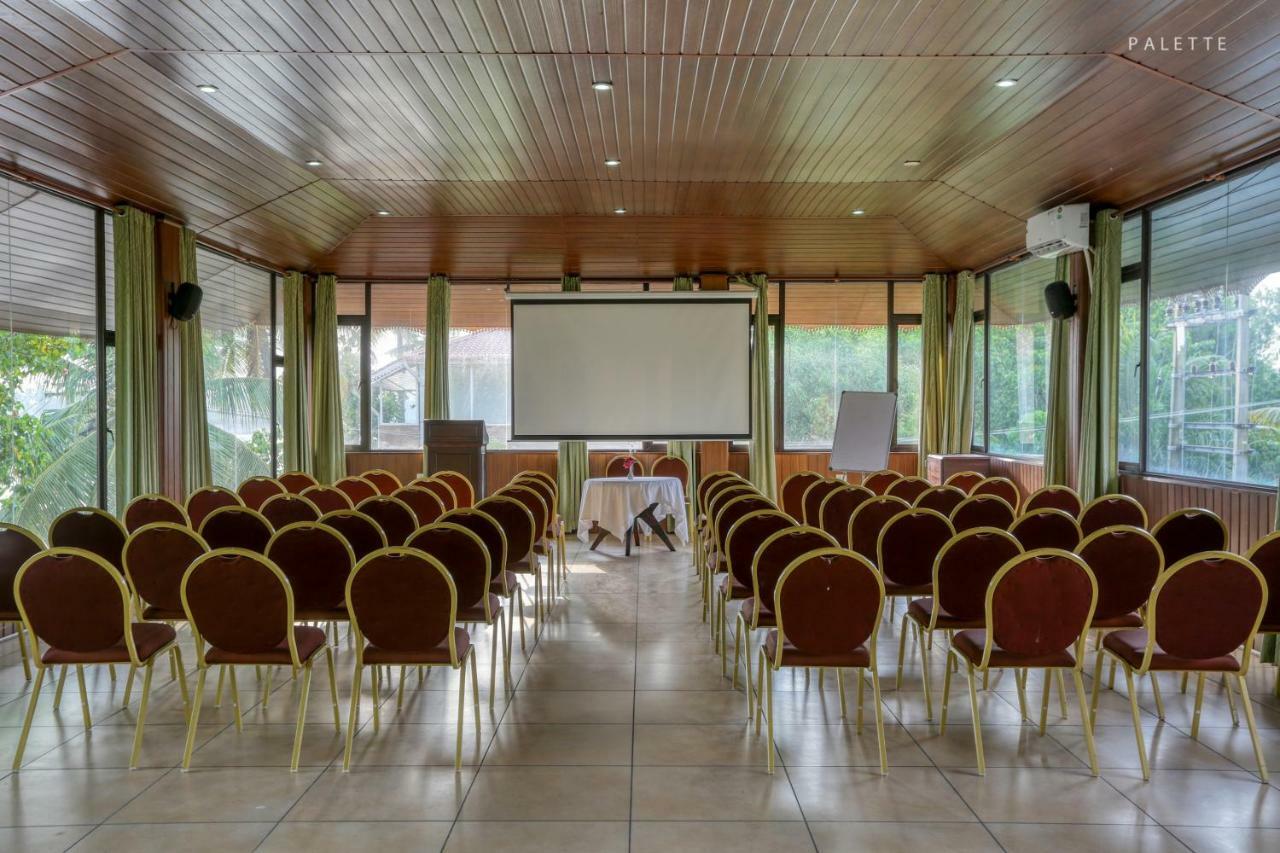 מלון Perumbalam Grand Ayur Island מראה חיצוני תמונה