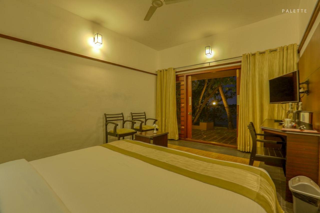 מלון Perumbalam Grand Ayur Island מראה חיצוני תמונה